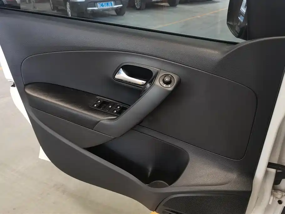Volkswagen Polo 2014