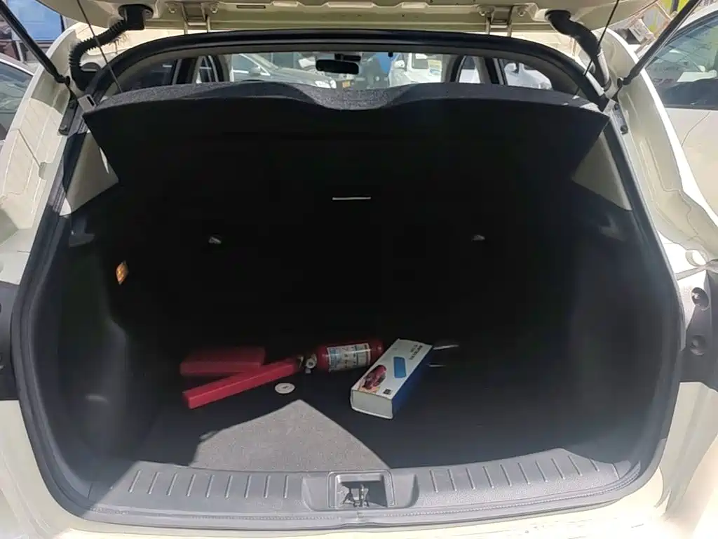 Nissan Tiida 2018 — фото 19