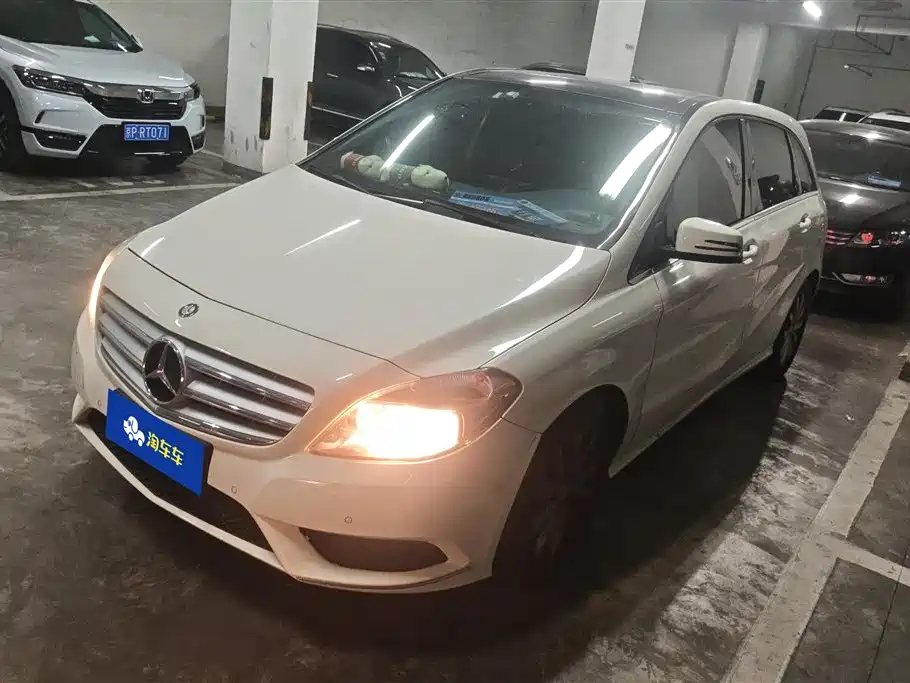 Mercedes-Benz B-Class 2013