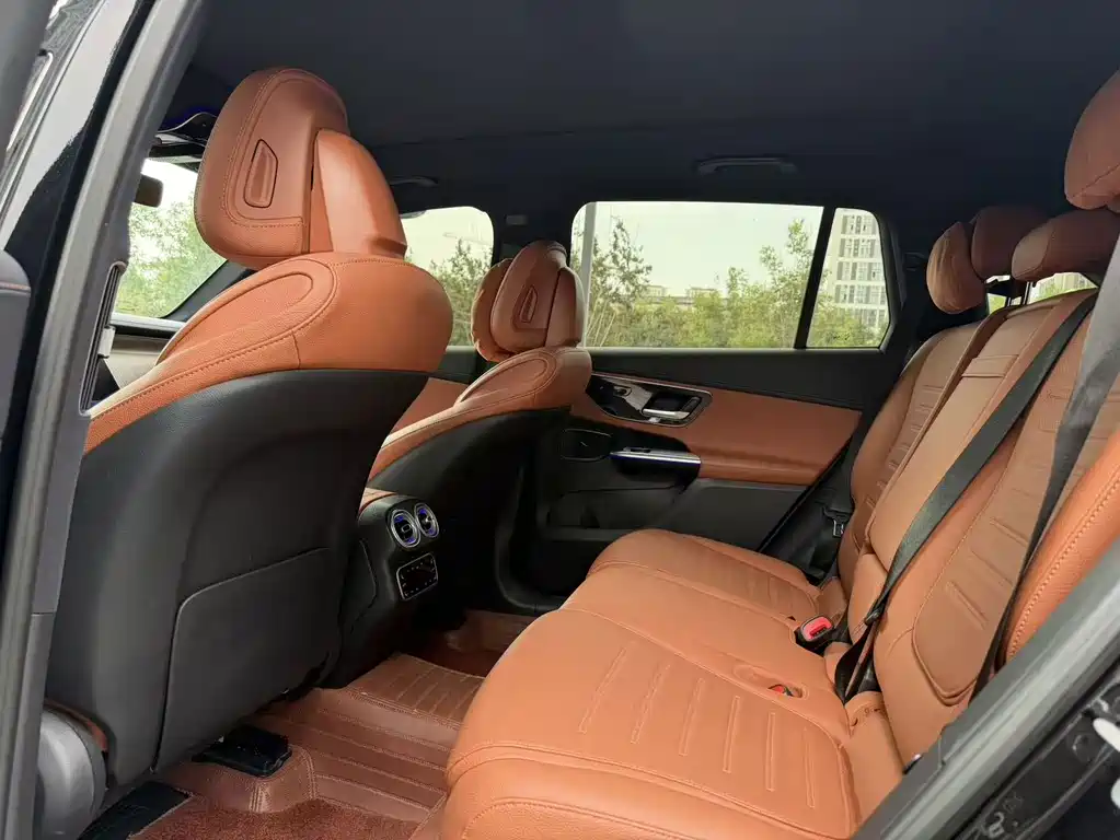 Mercedes-Benz GLC 2023 — фото 11