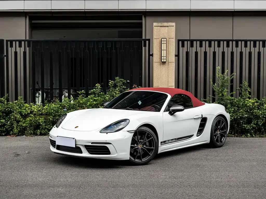 Porsche 718 2023 — фото 1