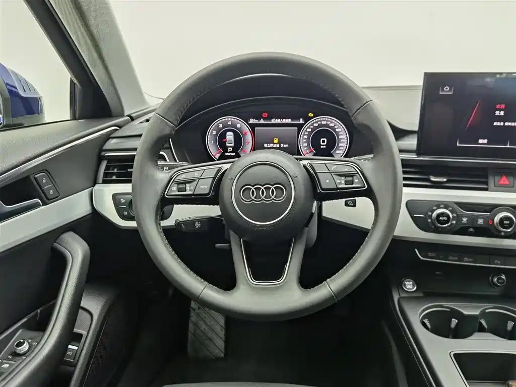 Audi A4L 2021 — фото 11