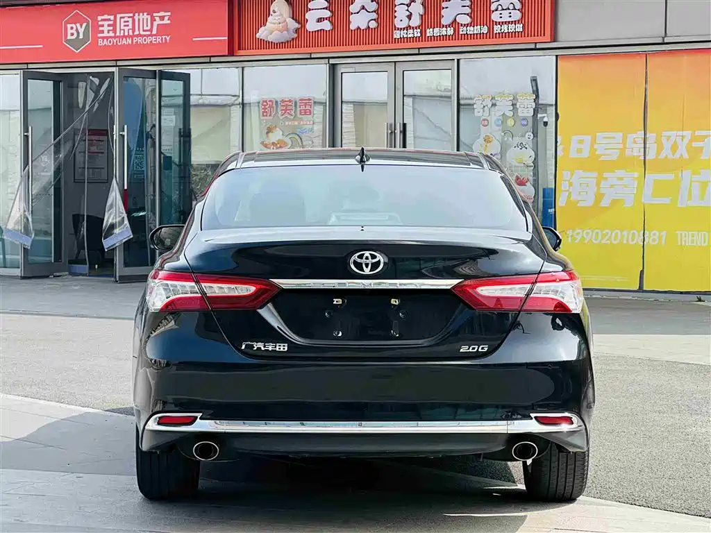 Toyota Camry 2023 — фото 5
