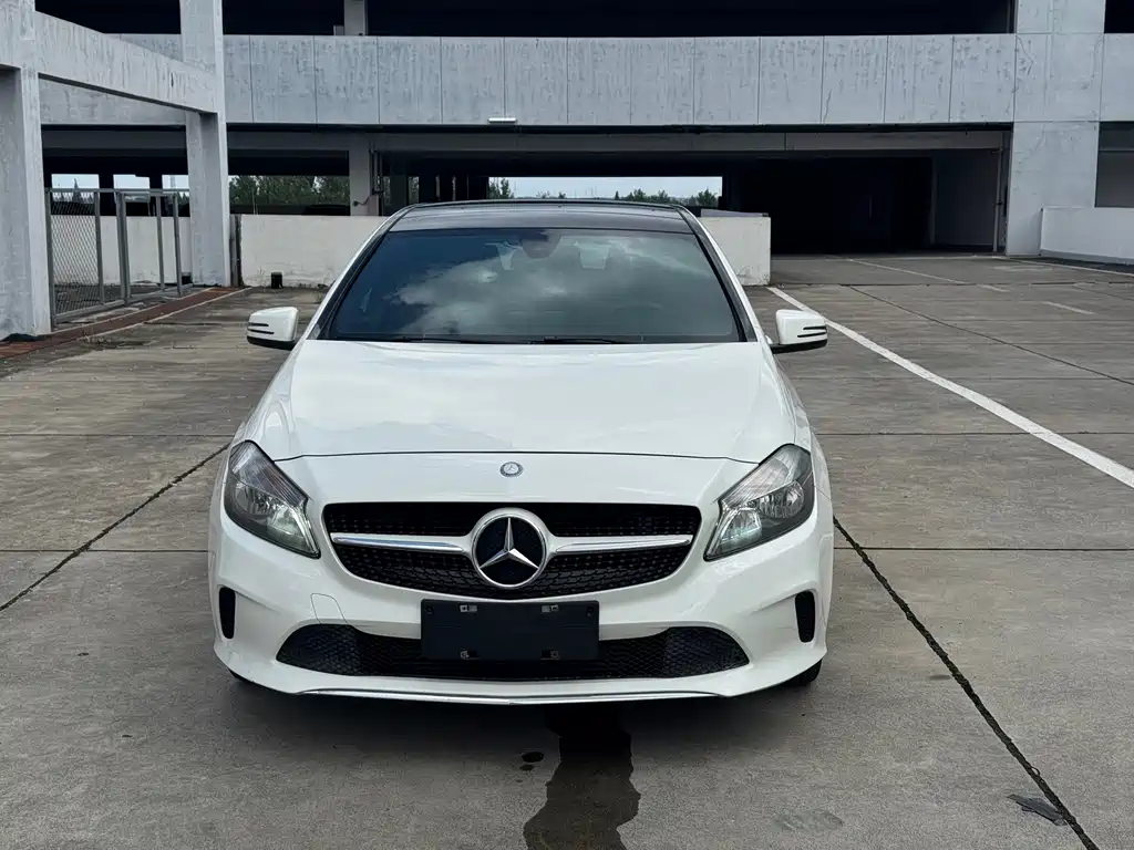 Mercedes-Benz A-Class 2017 — фото 2