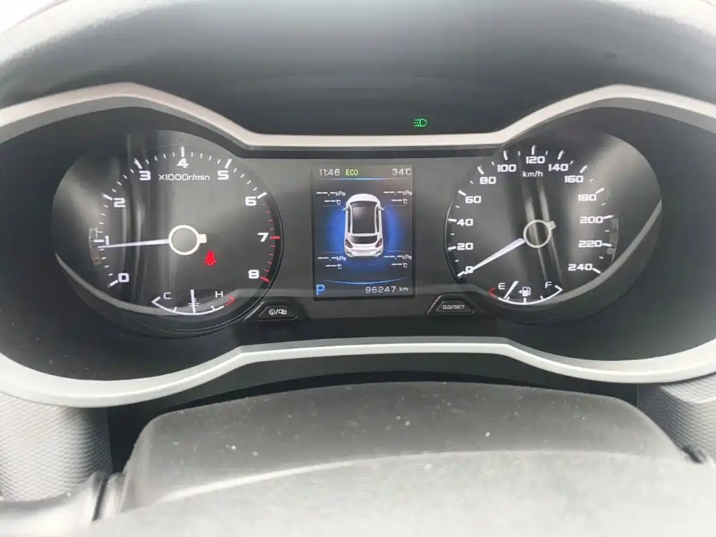 Geely Emgrand GS 2019 — фото 12