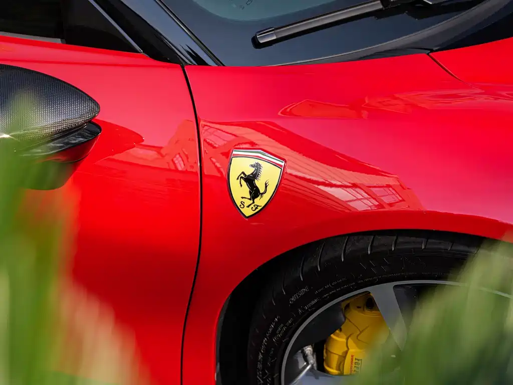 Ferrari SF90 2021 — фото 9