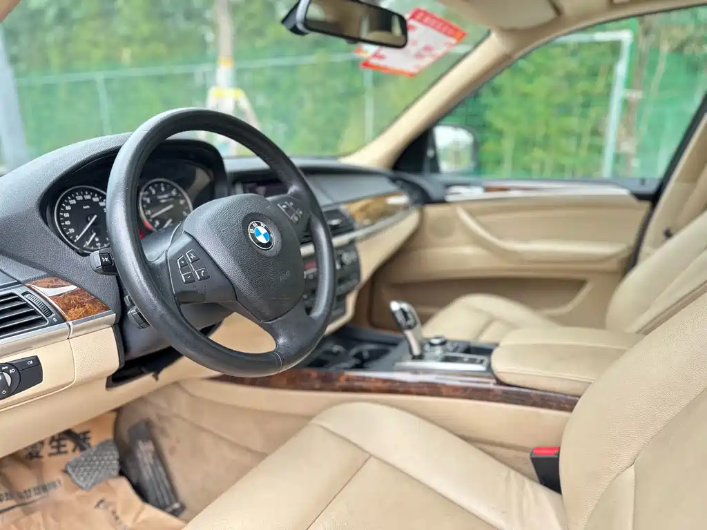 BMW X5 2011