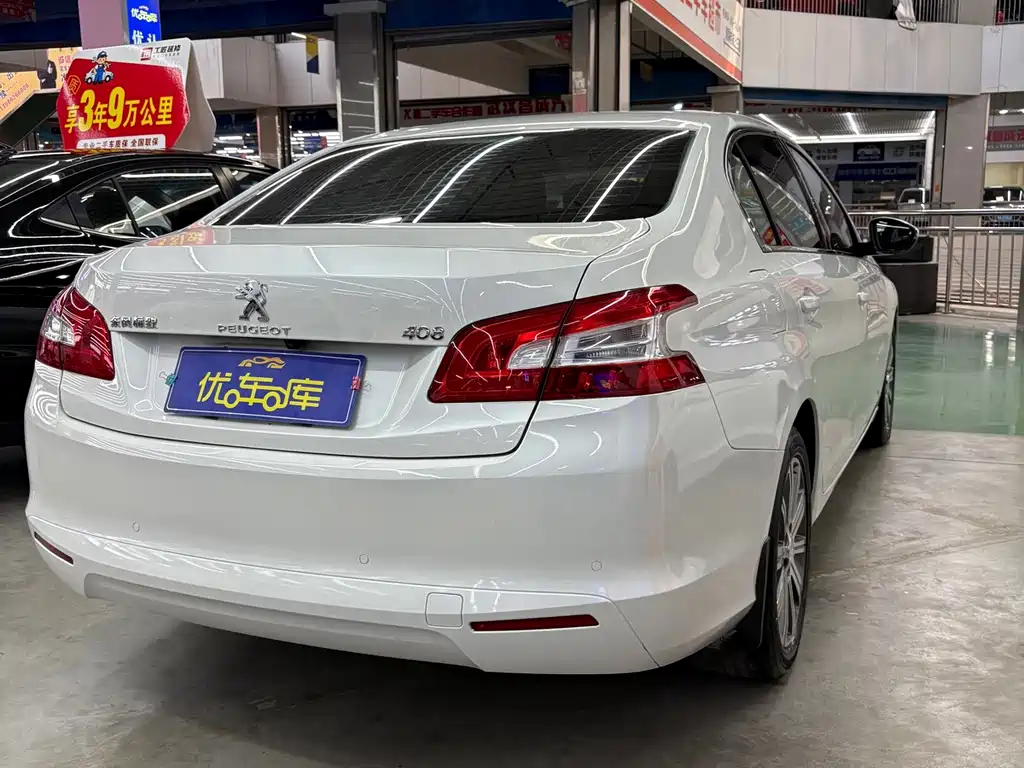 Peugeot 408 2015 — фото 10