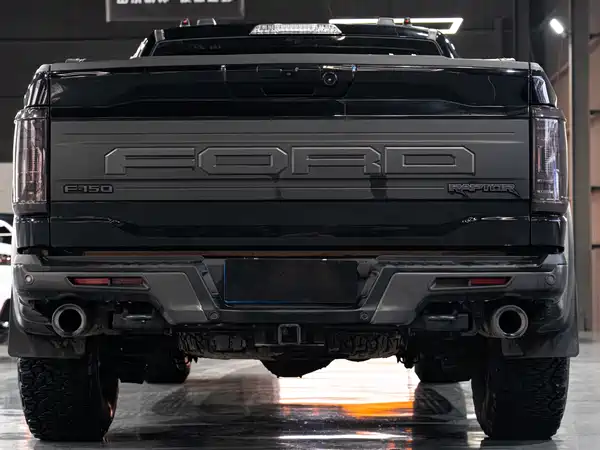 Ford F-150 Raptor 2023
