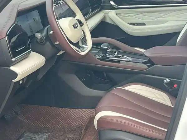 Geely Xingyue L 2022