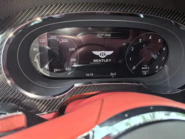 Bentley Bentayga 2024