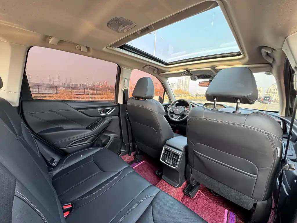 Subaru Forester 2019 — фото 25
