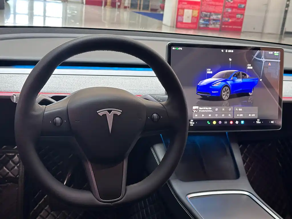 Tesla Model Y 2024 — фото 18