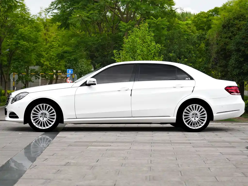 Mercedes-Benz E-Class 2014