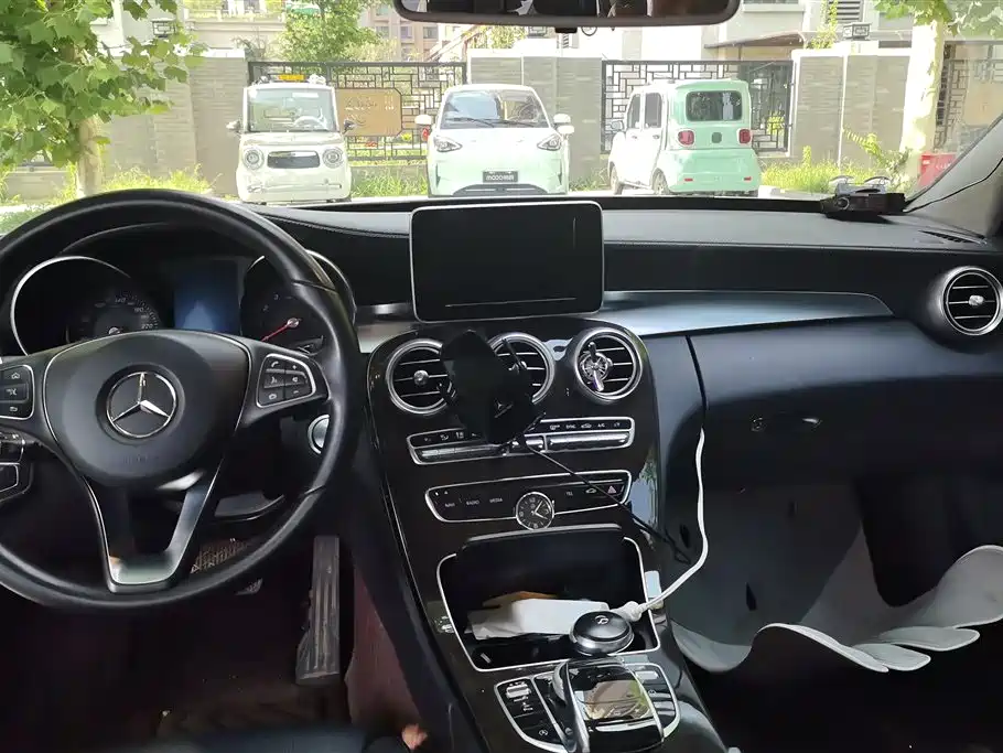 Mercedes-Benz C-Class 2015 — фото 13