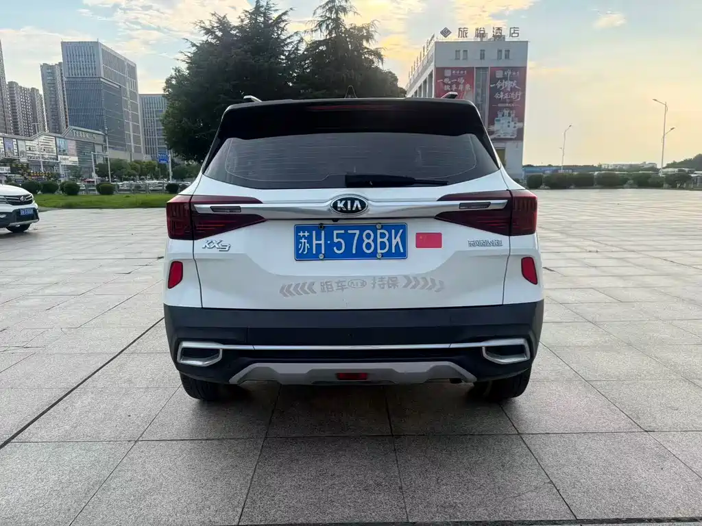 Kia KX3 2021 — фото 8