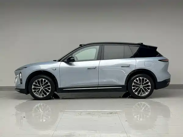 NIO ES6 2025