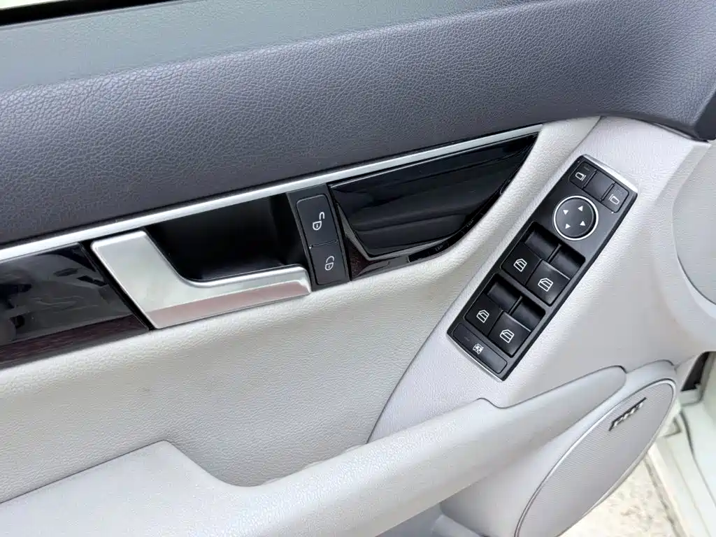 Mercedes-Benz C-Class 2013 — фото 13