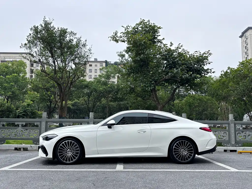 Mercedes-Benz CLE 2025