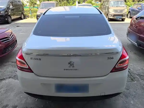 Peugeot 308 2016
