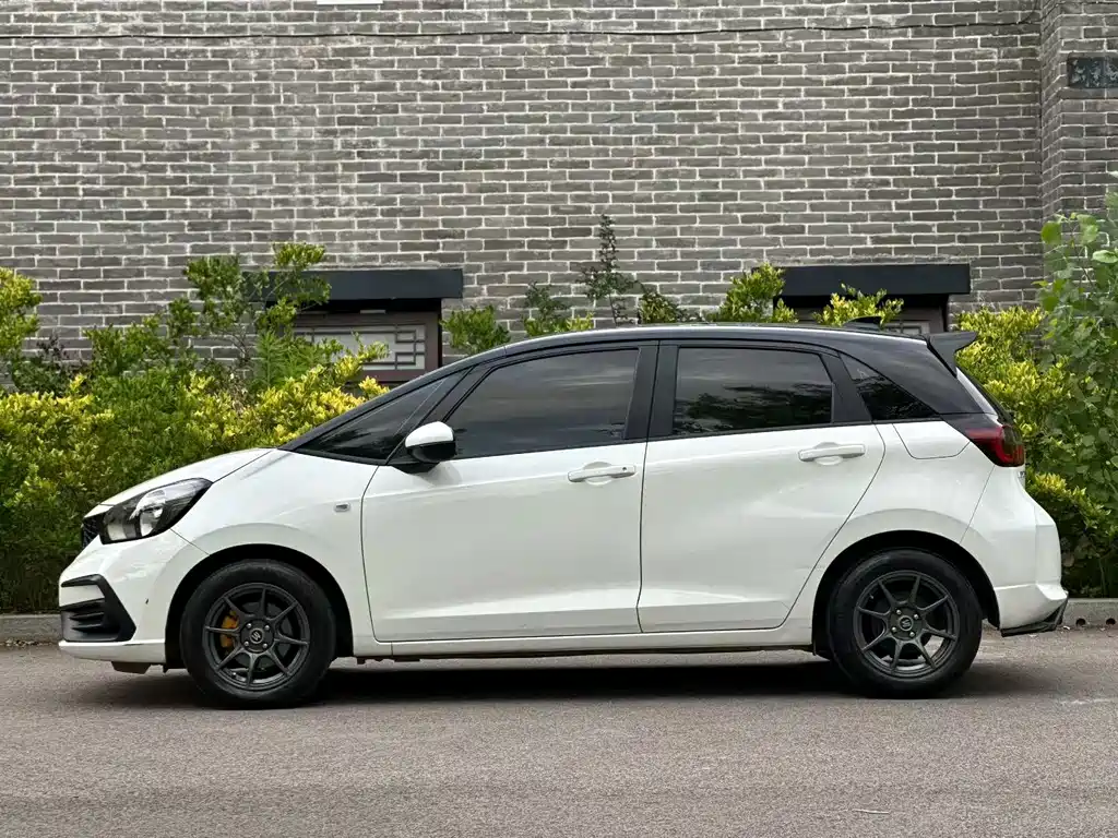 Honda Fit 2020 — фото 3