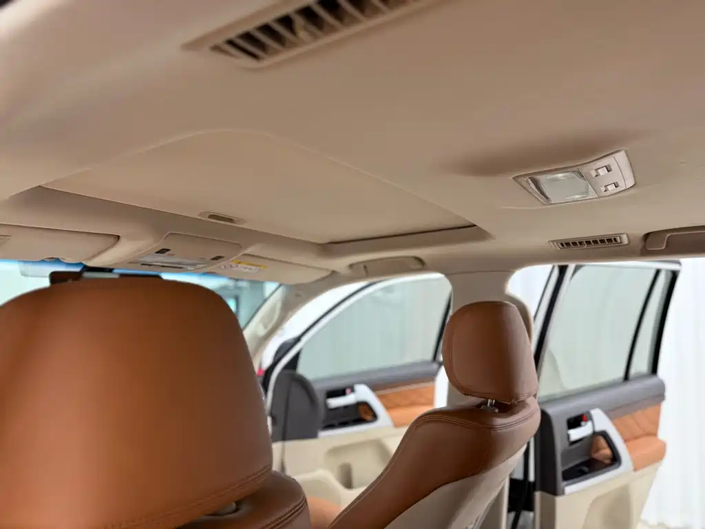 Toyota Land Cruiser 2018 — фото 13