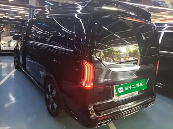 Mercedes-Benz V-Class 2023