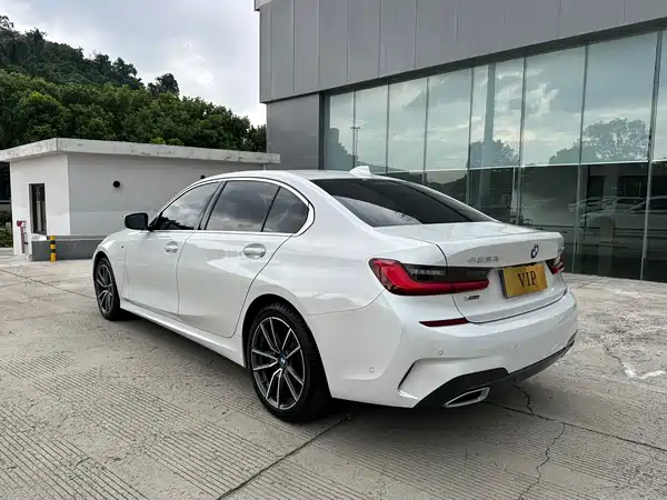 BMW 3 Series 2021