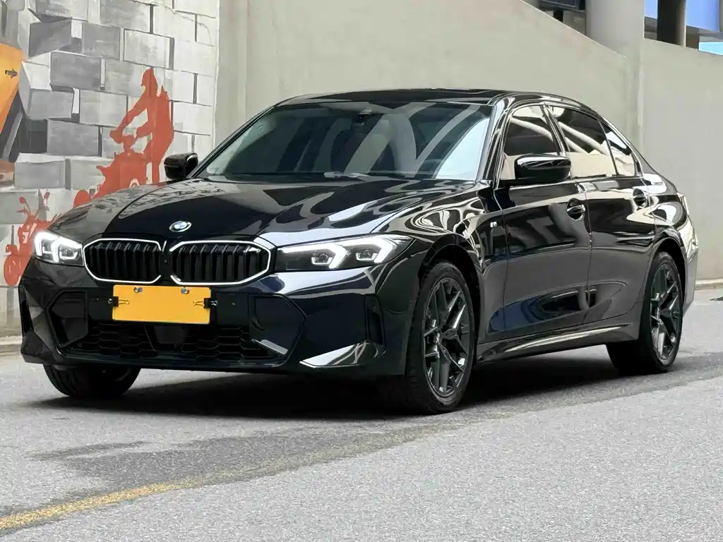 BMW 3 Series 2026 — фото 1