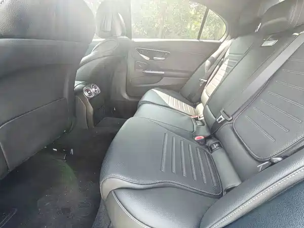 Mercedes-Benz C-Class 2023