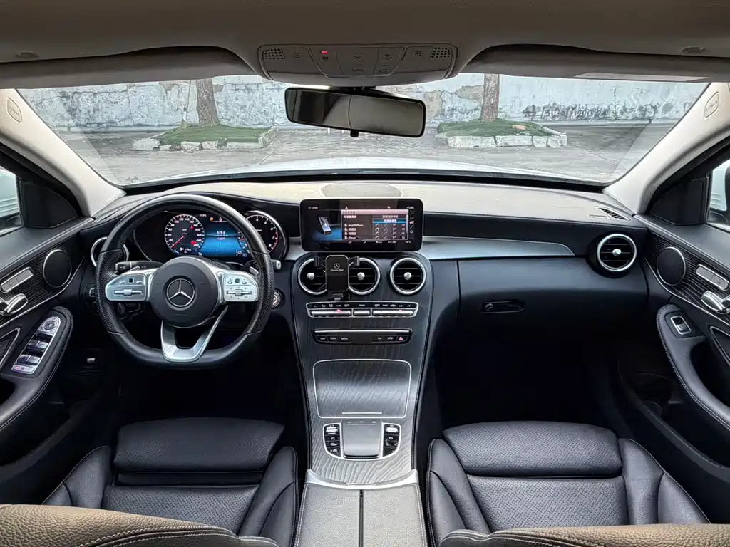Mercedes-Benz C-Class 2021 — фото 15