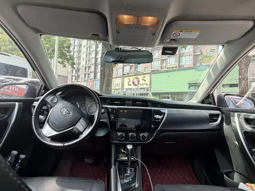 Toyota Corolla 2015