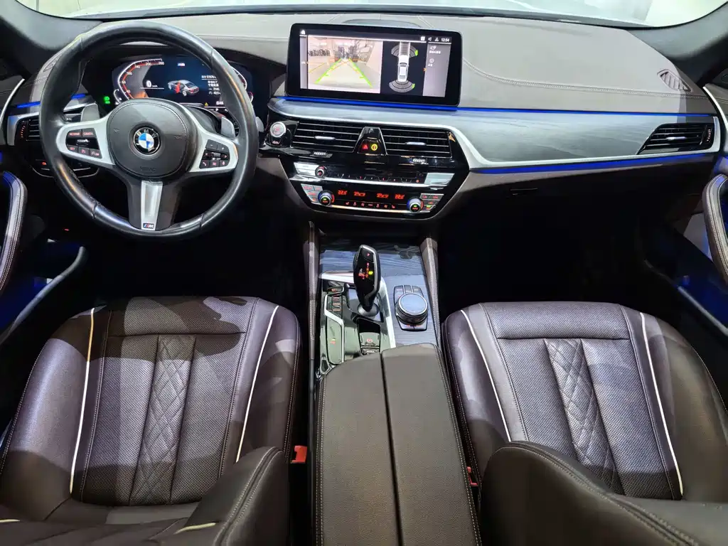 BMW 5 Series 2023
