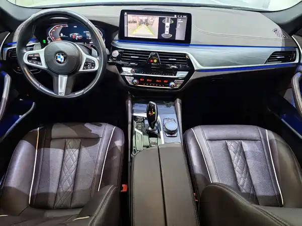 BMW 5 Series 2023