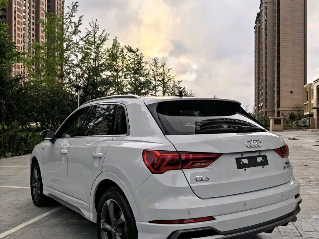 Audi Q3 2020 — фото 9