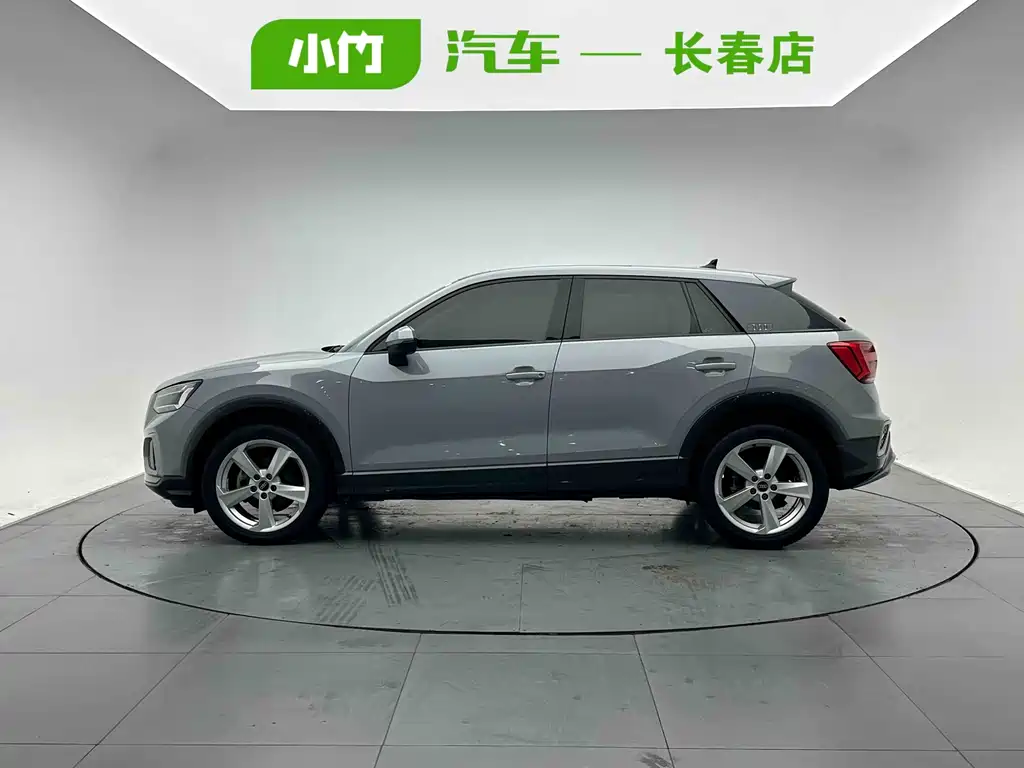 Audi Q2L 2022