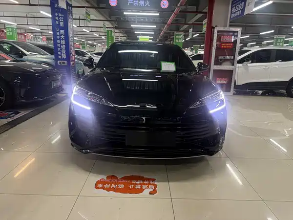 BYD Seal 07 DM-i 2025