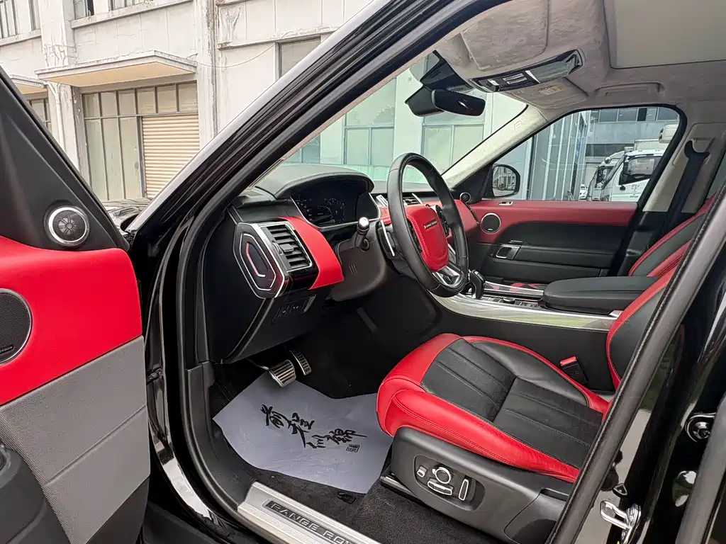 Land Rover Sport 2019