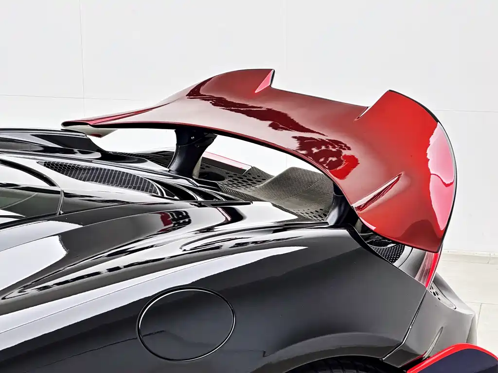 McLaren 720S 2019 — фото 9