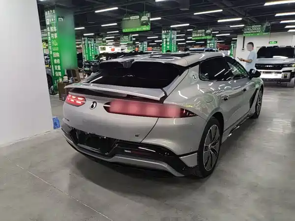 Denza Z9GT 2024