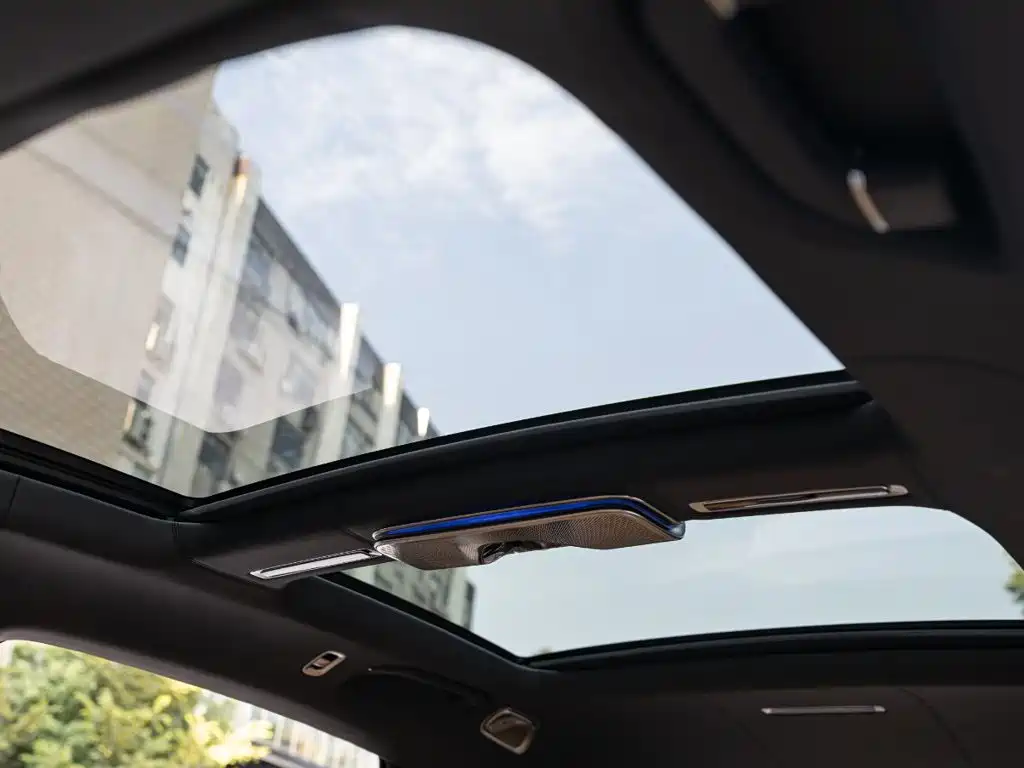 Mercedes-Benz Maybach S-Class 2023 — фото 19