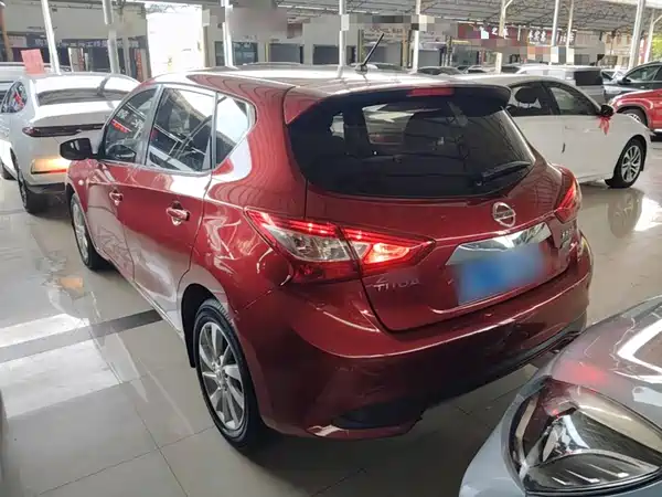 Nissan Tiida 2018