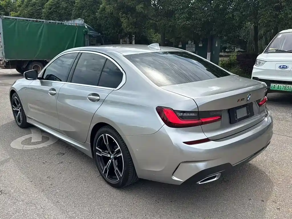 BMW 3 Series 2022