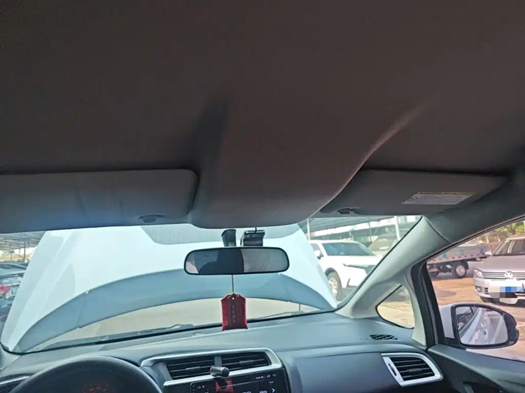 Honda Fit 2015 — фото 18