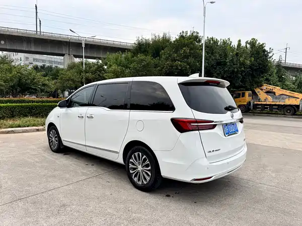 Buick GL8 2021