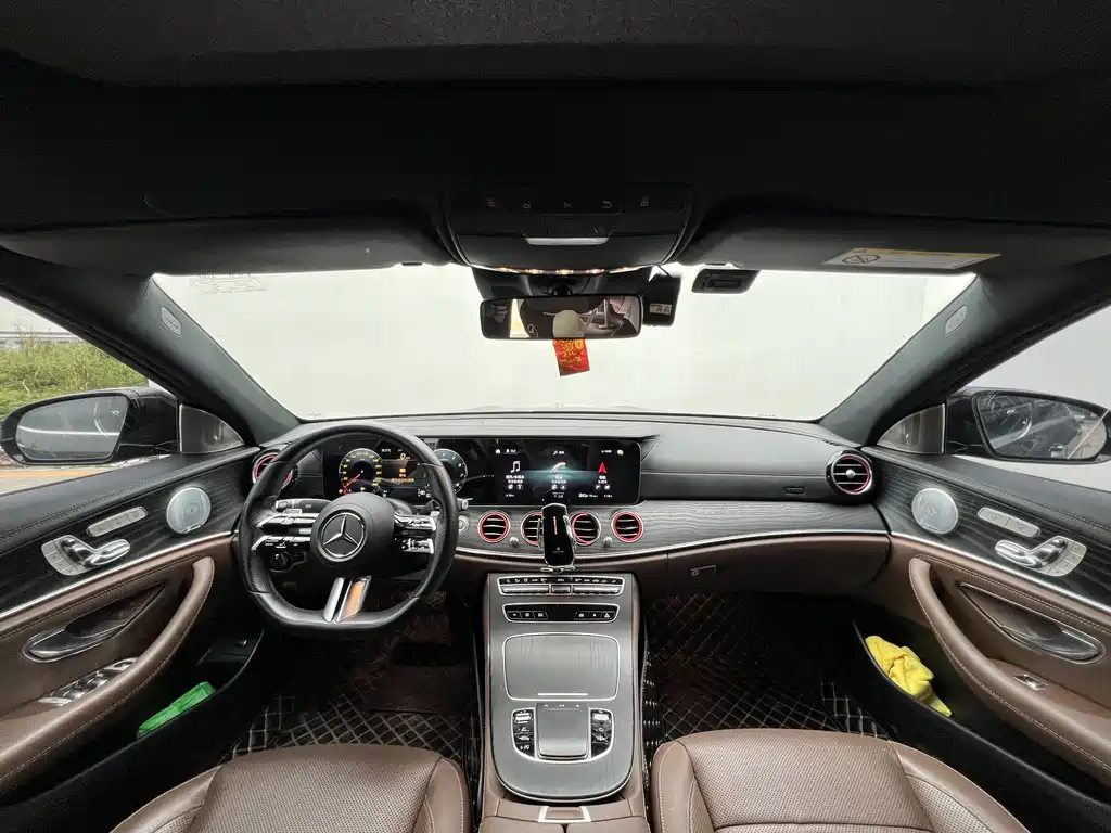 Mercedes-Benz E-Class 2021