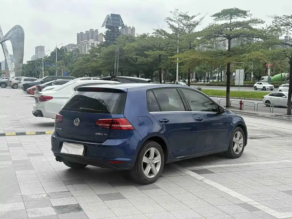 Volkswagen Golf 2014