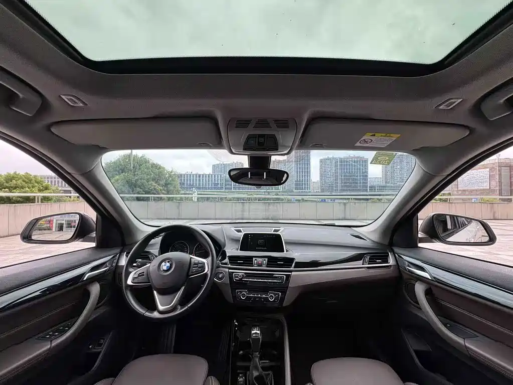 BMW X1 New Energy 2018 — фото 9