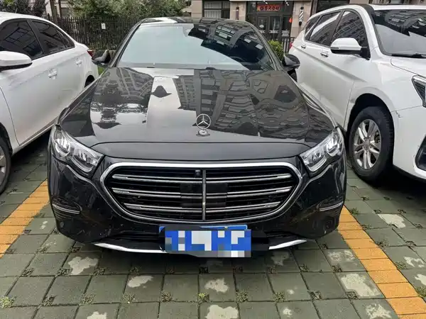 Mercedes-Benz E-Class 2025