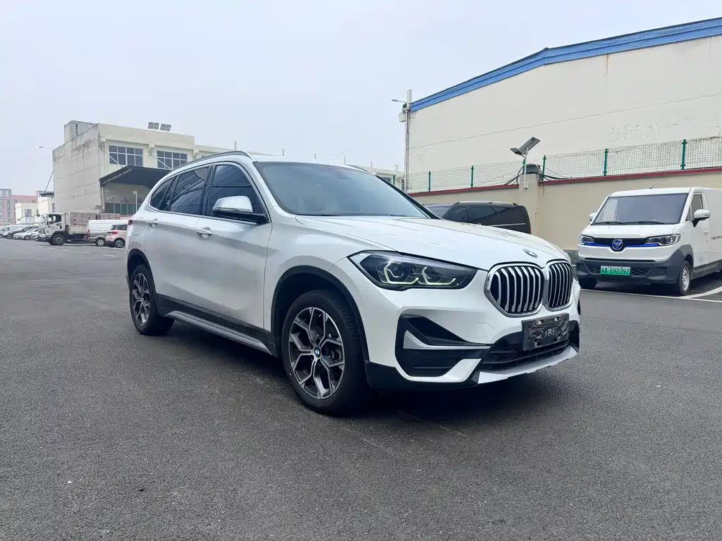 BMW X1 2023 — фото 3